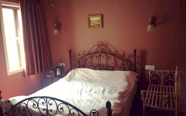 Alice Family Hotel
