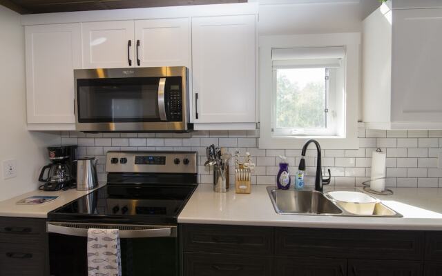 Luxury Loft Cottage In Manitou Beach