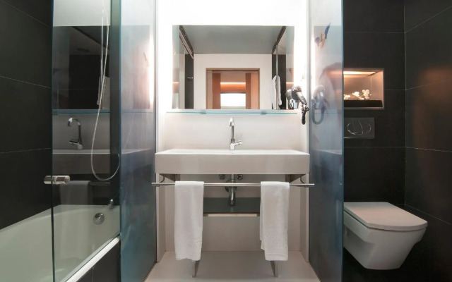 Hotel Vincci Zentro Zaragoza