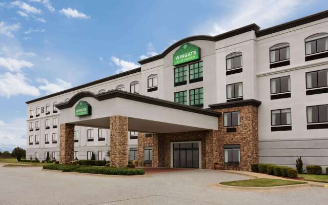 Wingate by Wyndham Bentonville AR