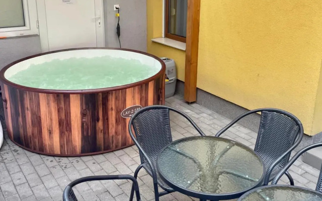 Árvíz Apartman
