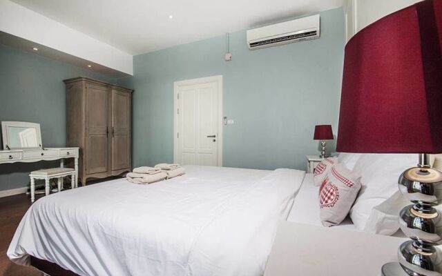 Kannika Villa - 5 Bedrooms