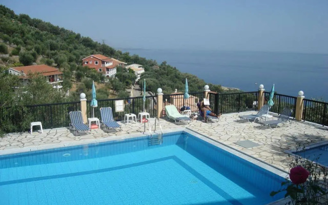 Villa Nestoras