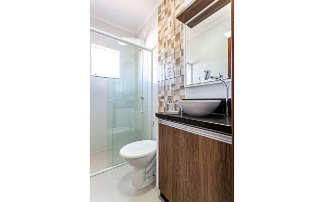 Apto com suíte ótima localização Ingleses TER301