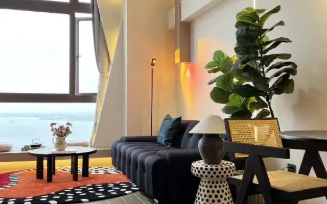 Waiting for You Designer Homestay (Zhanjiang Jinshawan)