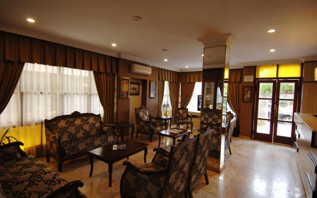 Sherwood Premio Hotel