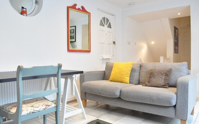 Stylish 1 Bedroom Apartment Near Parsons Green Station