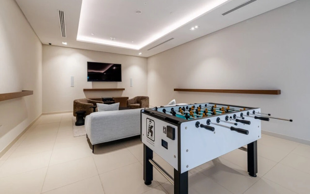 2 Beds Marina and Sea View 5242 Marina