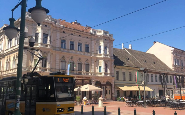 Silver Dawn Apartments