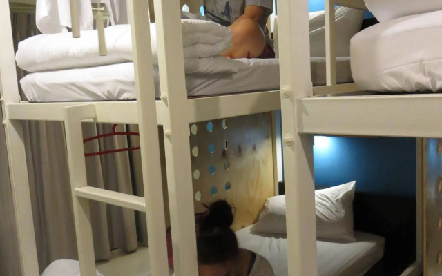 OYes Hostel