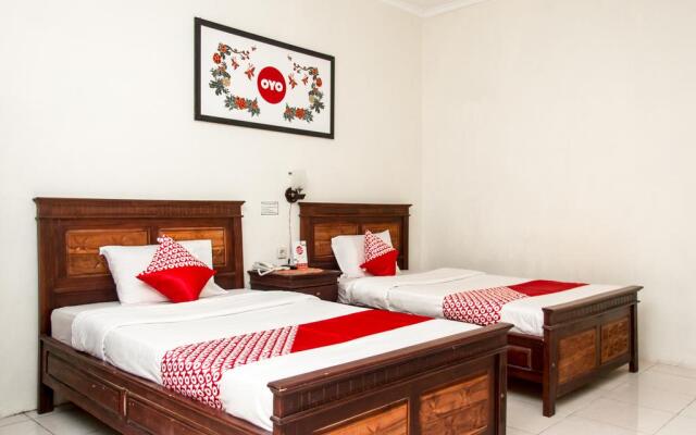 OYO 1069 Hotel New Rajawali