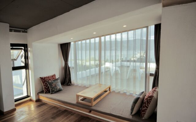 Dali Pure Sea Travelling With Hotel