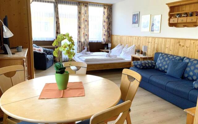 Family-friendly Deluxe Studio Apartment-TOP18