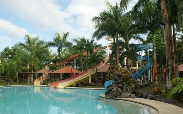 Pineapple Island Resort
