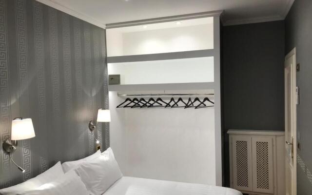 Magis Ac Magis Bedrooms Versilia