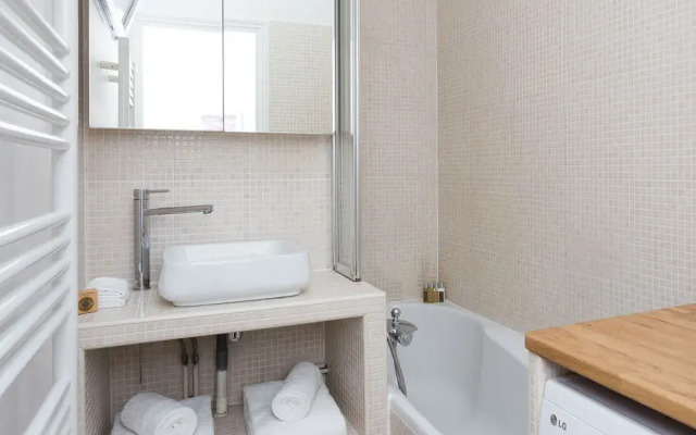 onefinestay - Parc Monceau private homes