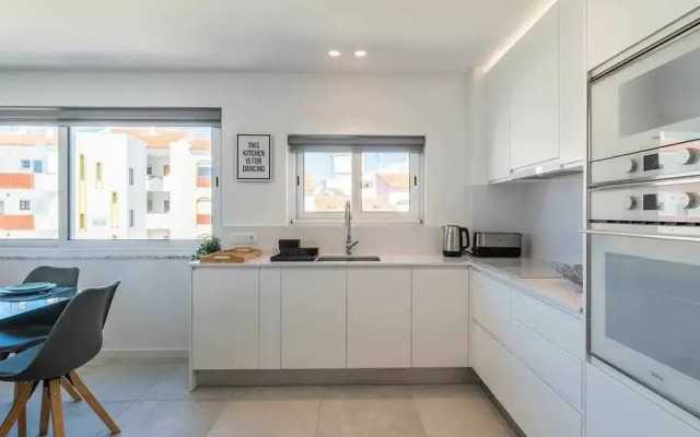 Central Town 2-bedroom Luxury Apartment Albufeira