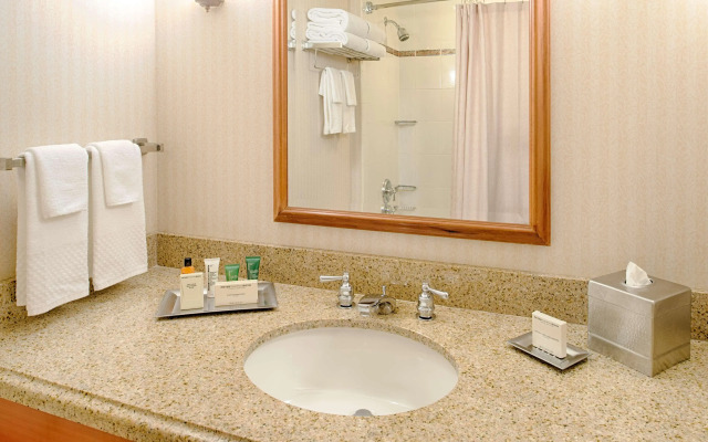 Hilton Seattle Airport & Conference Center