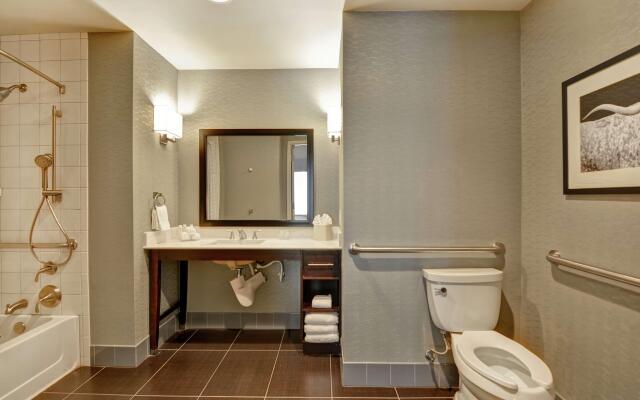 Homewood Suites by Hilton TechRidge Parmer @ I-35