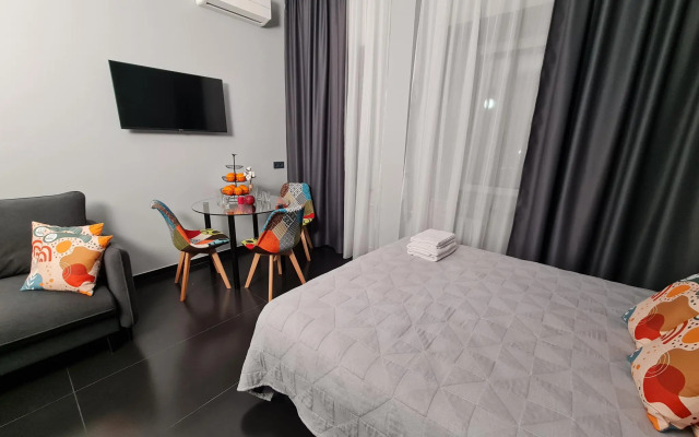 Апартаменты ROOMY APARTS на улице Овражная