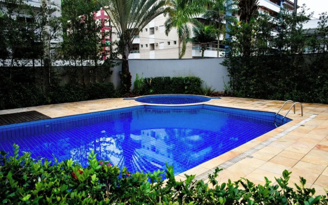 Cobertura com Churrasq e Piscina a 250m da Praia