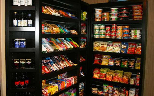 Hampton Inn & Suites Detroit-Canton