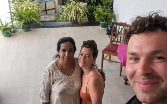 Riko surf House Hiri