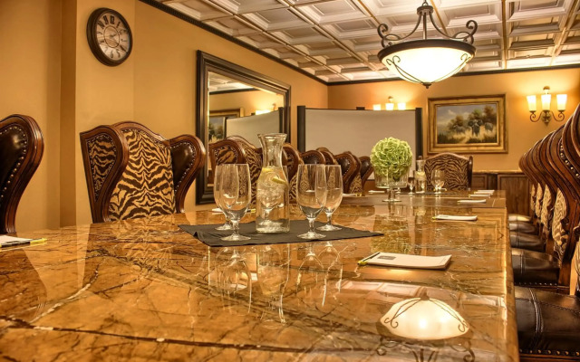 Grant Hall Hotel