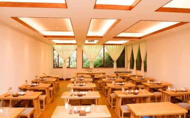 Qianfoshan Jiankang Hotel