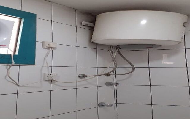 OYO 537 Dahtham Furnished Units