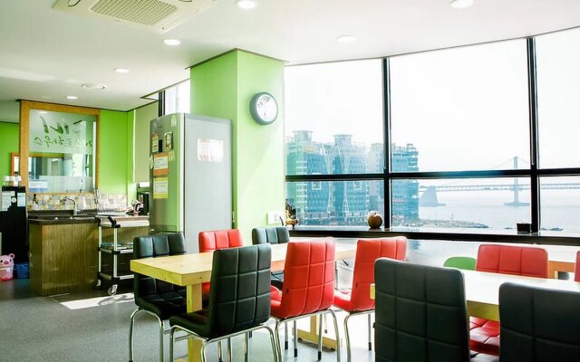 Jini Guest House - Hostel