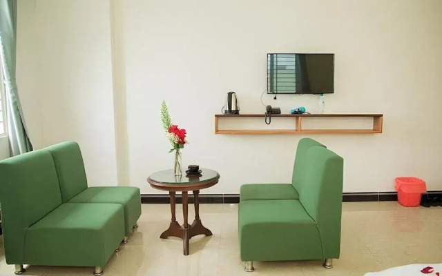 Bao Tran Hotel Pleyku - by BAY LUXURY
