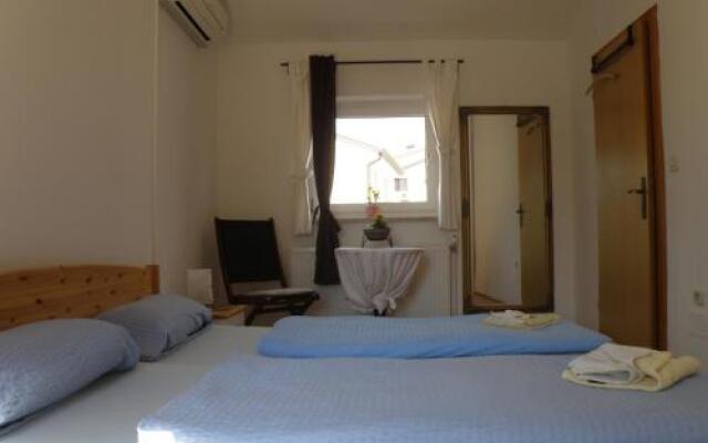 Apartment Akaju
