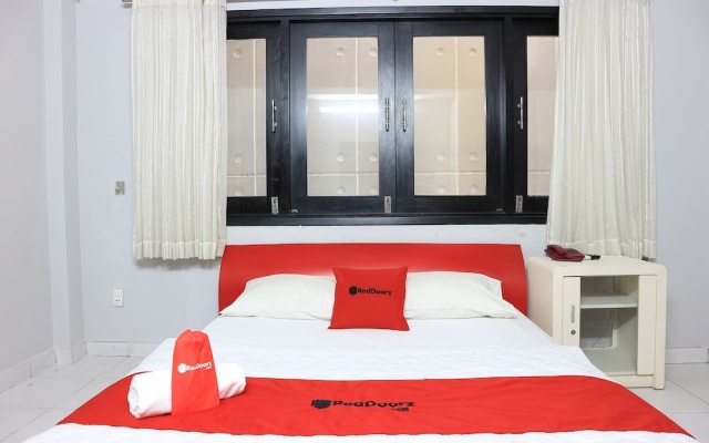 RedDoorz near Gia Dinh Church – Guest Rooms – Ho Chi Minh City