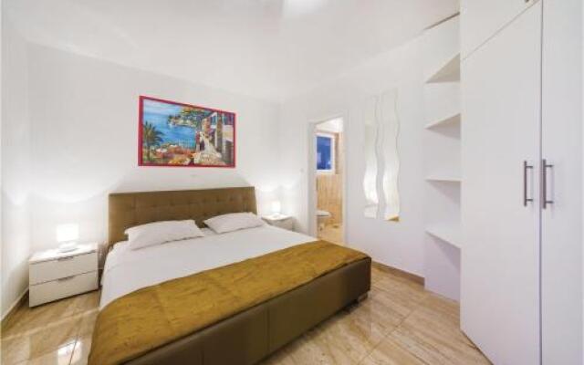 Holiday home Novalja QR-1783
