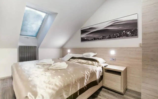 Hotel Pecr Deep