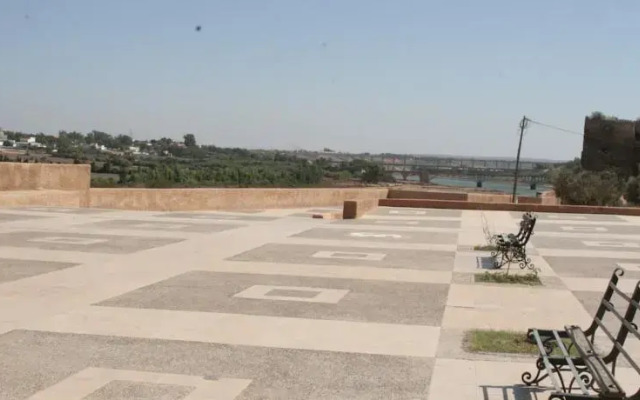 Dar Nadia