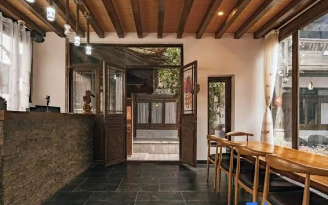 Spring  and Autumn Inn by TopHood – Restaurant – Lijiang