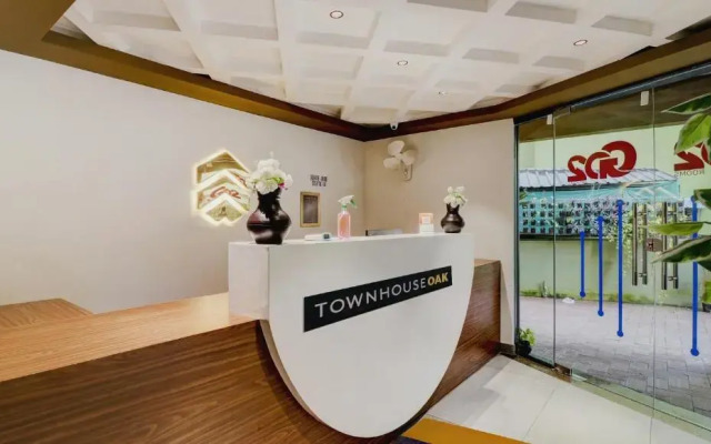Townhouse OAK Central Suits