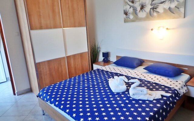 Apartments Lilly BY THE SEA