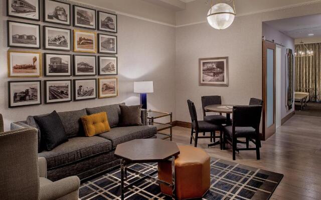 St. Louis Union Station Hotel, Curio Collection by Hilton