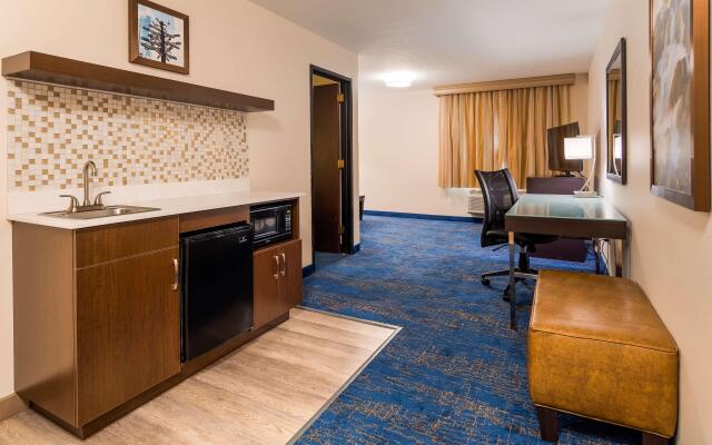 Best Western Plus Portland Airport Hotel & Suites