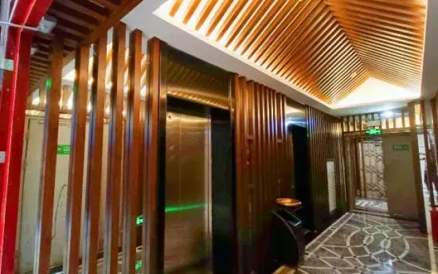 Middle East Hotel (Pingba Zhongshan Middle Road Branch)