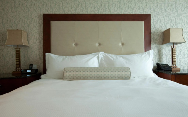 Town & Country Inn and Suites
