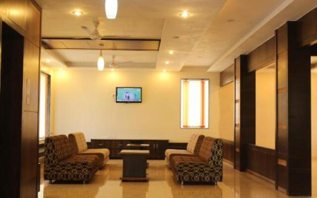 Hotel Sai Ramanand