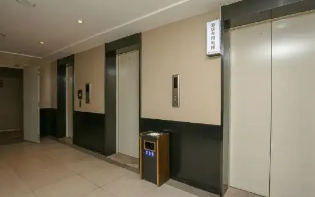 Ease Hotel (Kunming high tech Zone store)