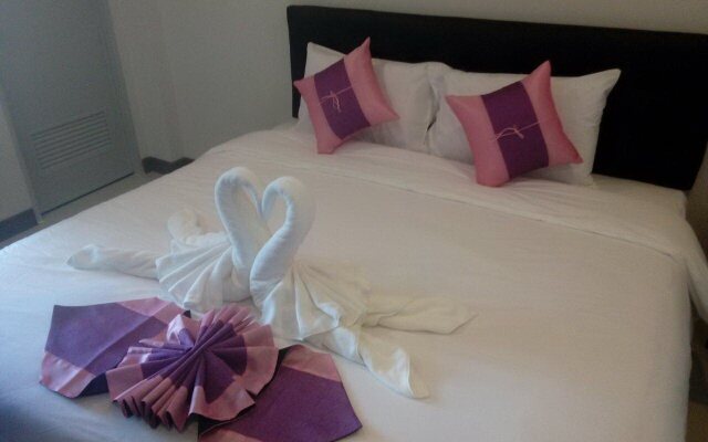 Noble Tarntong Boutique Hotel