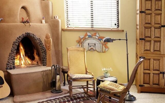 Casa Gallina - An Artisan Inn