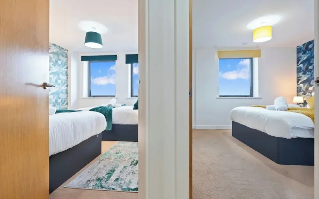 Chic Birmingham Apartment With 2 Bedrooms
