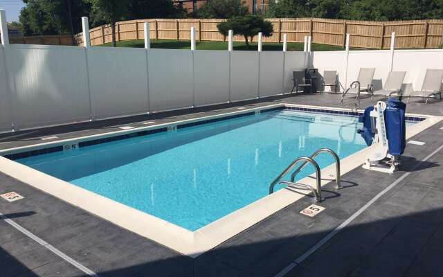 Wingate by Wyndham Louisville Fair and Expo